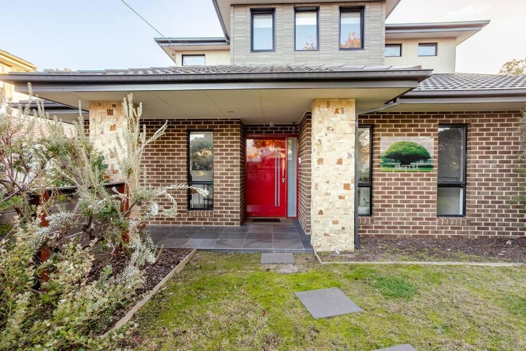 Peaceful And Spacious Modern Chadstone Home Carnegie Luaran gambar